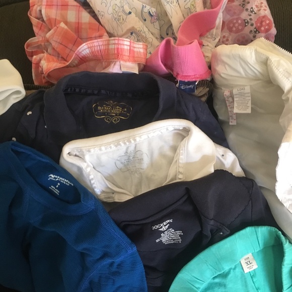 Bundle clothes size 10-12 and Mine boots size 1 - Picture 4 of 8